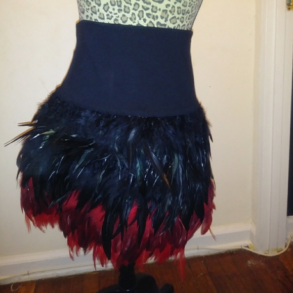 Skirt - Picture 1 of 2